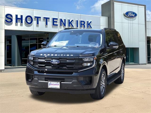 new 2025 Ford Expedition car, priced at $67,142