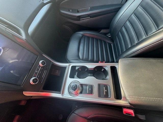 used 2024 Ford Edge car, priced at $26,534