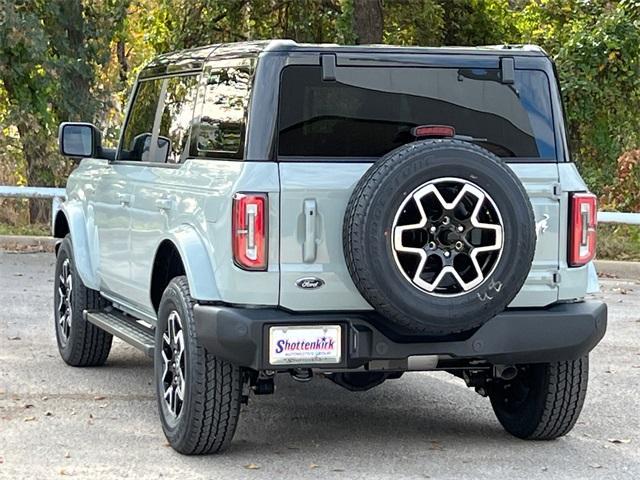 new 2024 Ford Bronco car, priced at $52,558