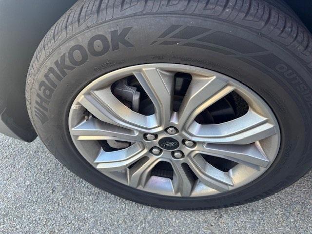 used 2024 Ford Edge car, priced at $27,902