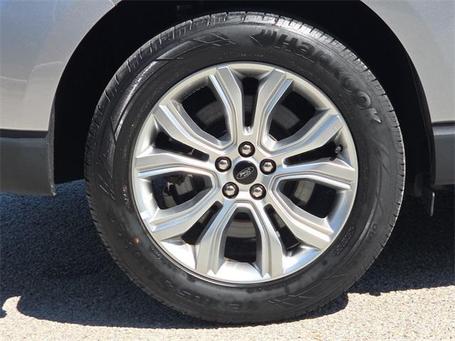 used 2024 Ford Edge car, priced at $27,539