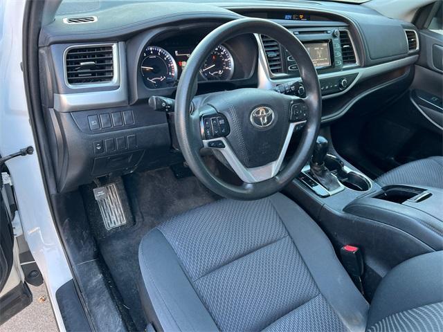 used 2019 Toyota Highlander car, priced at $22,571