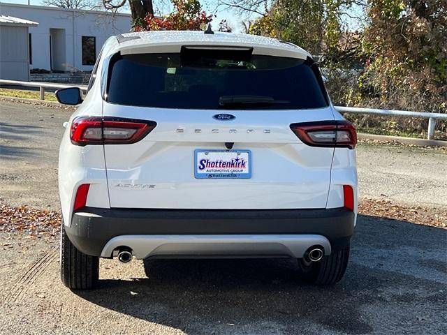 new 2025 Ford Escape car, priced at $28,052