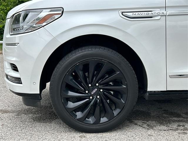 used 2020 Lincoln Navigator car, priced at $40,920