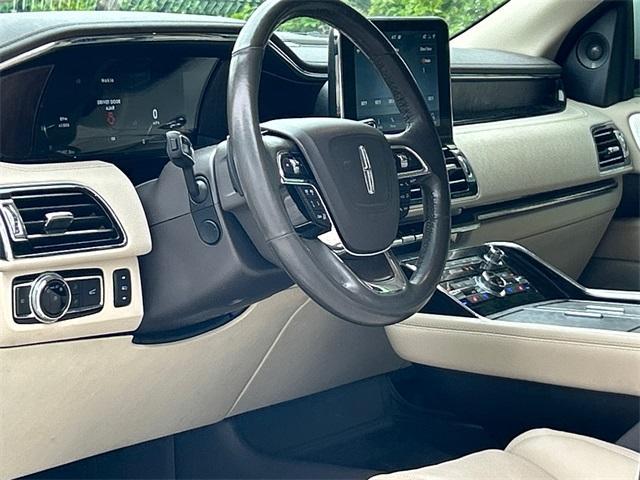 used 2020 Lincoln Navigator car, priced at $40,920