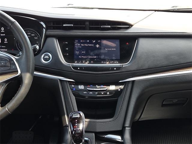 used 2024 Cadillac XT5 car, priced at $47,453