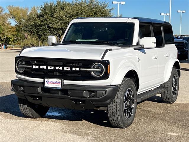 new 2024 Ford Bronco car, priced at $52,277