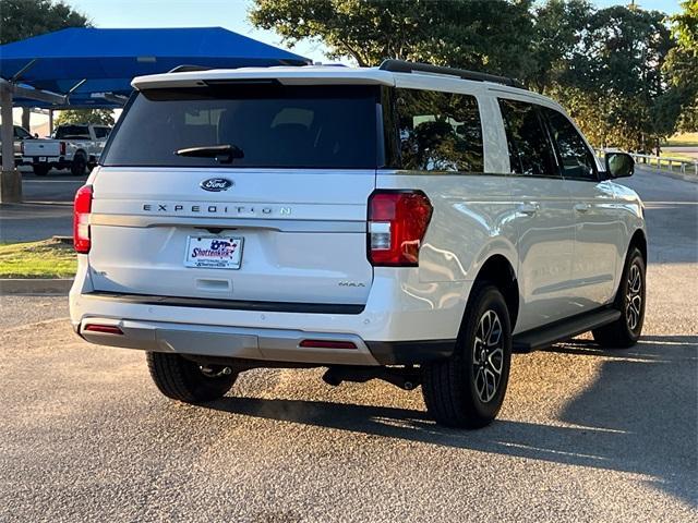 new 2024 Ford Expedition Max car, priced at $59,612