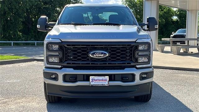 new 2024 Ford F-250 car, priced at $65,999