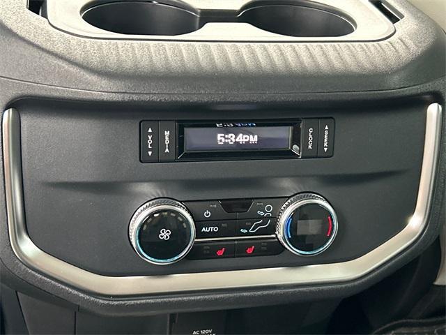 new 2025 Ford Expedition car, priced at $90,990