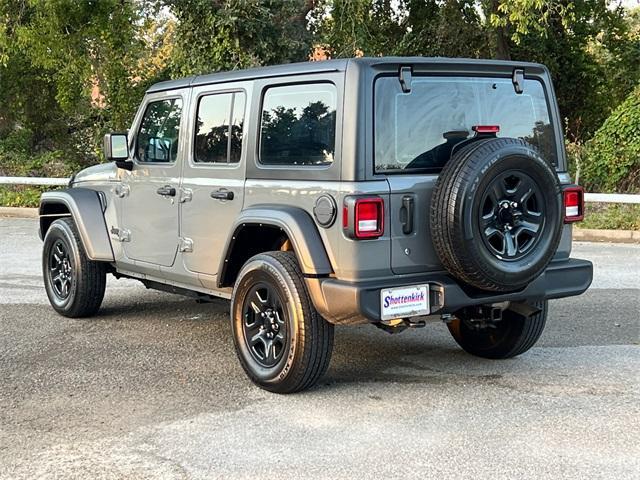 used 2022 Jeep Wrangler Unlimited car, priced at $25,895