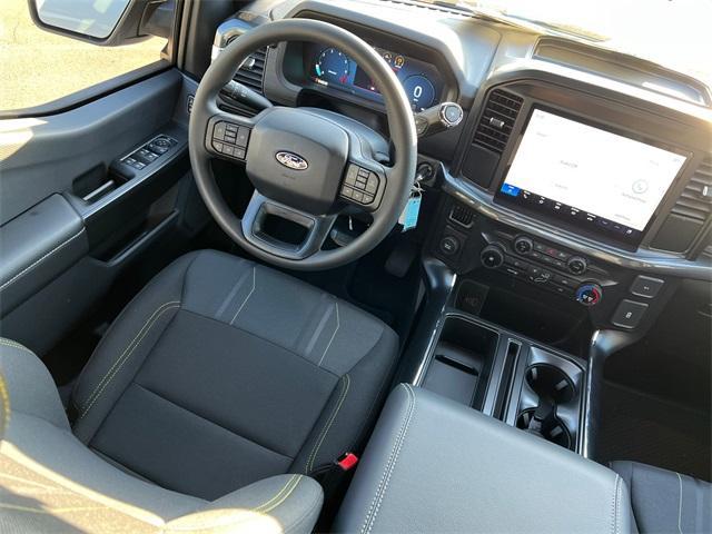new 2025 Ford F-150 car, priced at $44,333