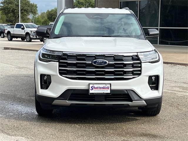 new 2025 Ford Explorer car, priced at $47,900