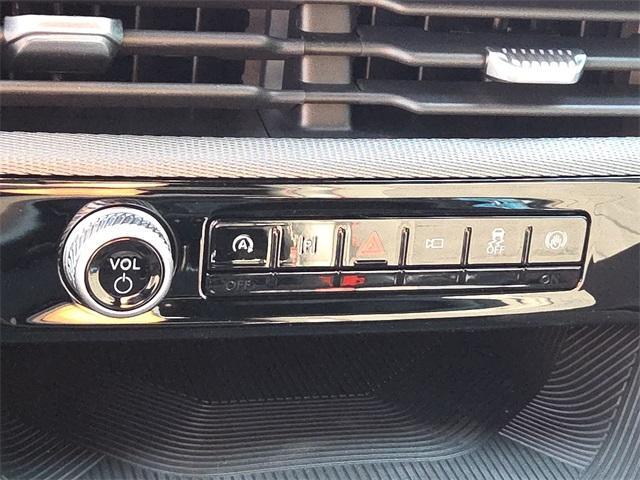 new 2025 Ford Explorer car, priced at $42,777