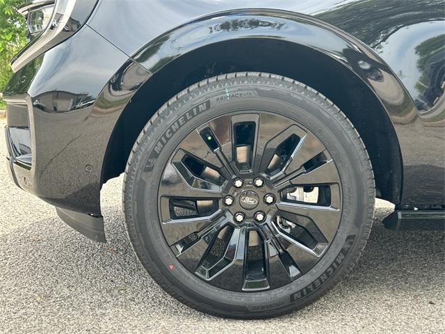 new 2025 Ford Expedition car, priced at $79,995