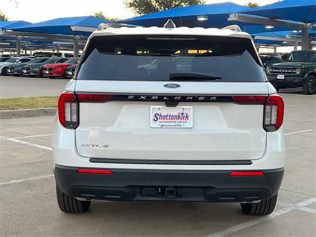 new 2025 Ford Explorer car, priced at $41,145