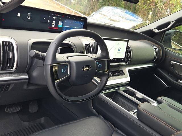 new 2025 Ford Expedition car, priced at $85,553