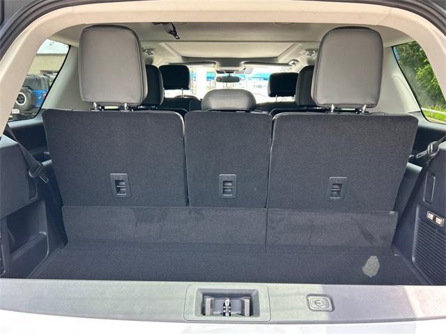 new 2025 Ford Expedition car, priced at $68,210