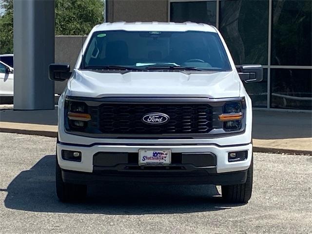 new 2024 Ford F-150 car, priced at $35,000