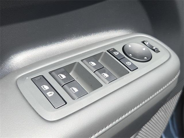 used 2025 Hyundai Santa Fe car, priced at $41,021