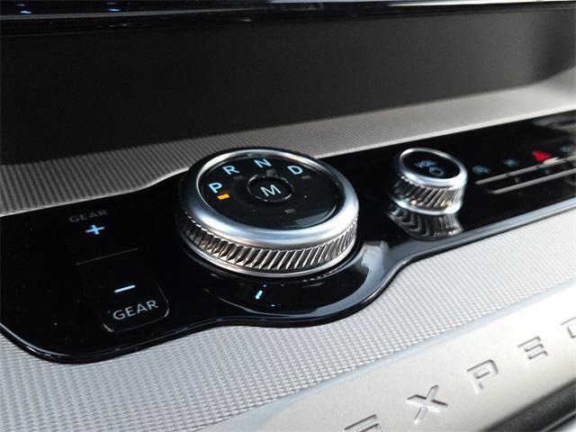 new 2025 Ford Expedition car, priced at $69,345