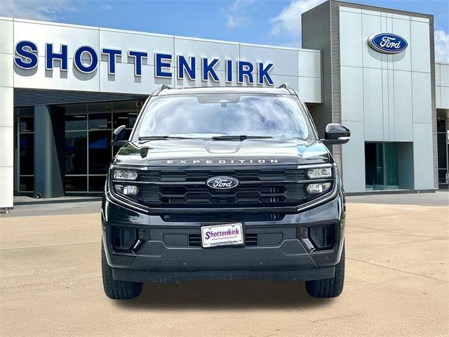 new 2025 Ford Expedition Max car, priced at $71,505