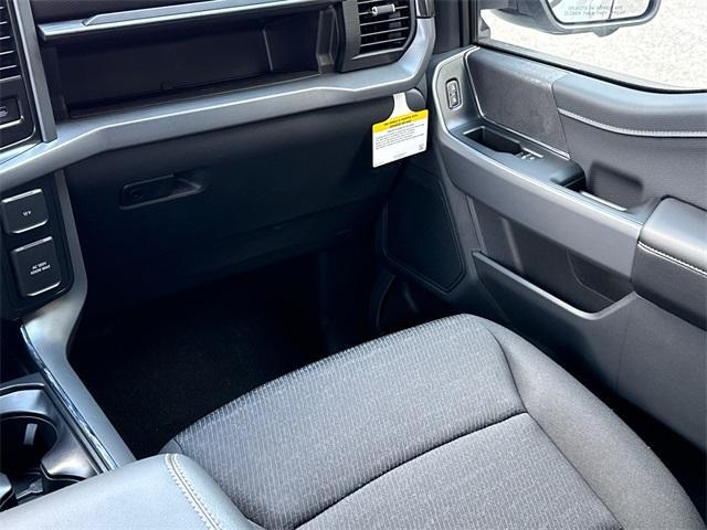 new 2025 Ford F-150 car, priced at $50,961