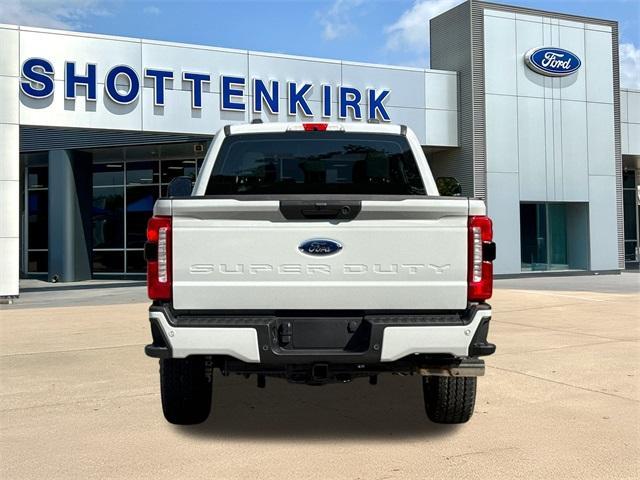 new 2025 Ford F-250 car, priced at $65,271