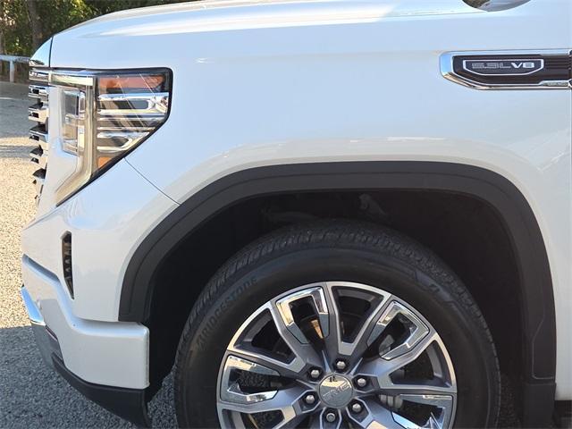 used 2022 GMC Sierra 1500 car, priced at $43,470