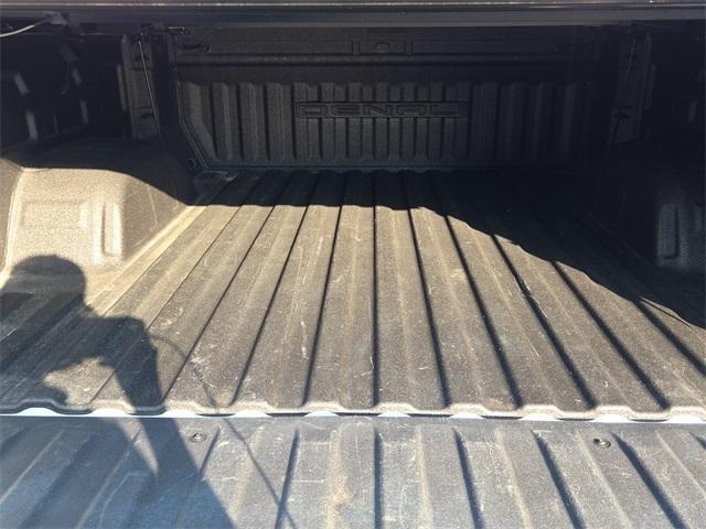 used 2022 GMC Sierra 1500 car, priced at $43,470