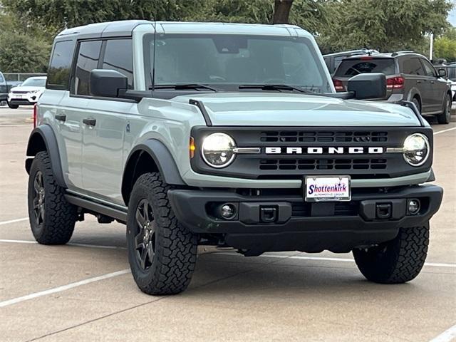 new 2024 Ford Bronco car, priced at $53,540