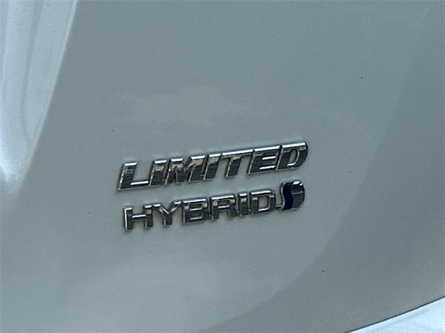used 2018 Toyota RAV4 Hybrid car, priced at $20,582