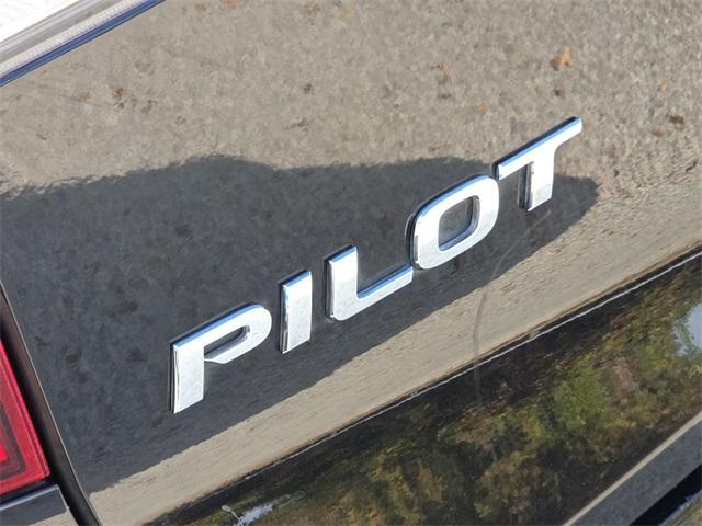 used 2021 Honda Pilot car, priced at $23,487