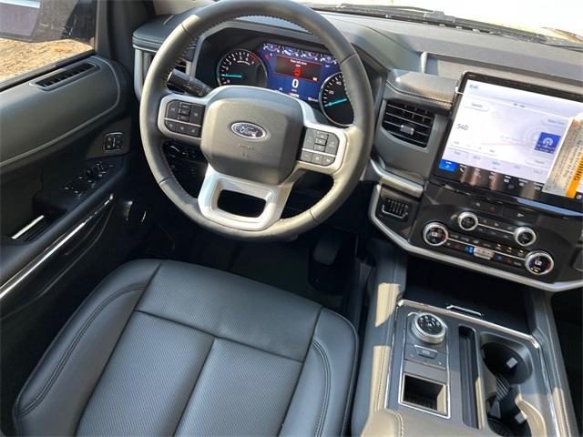 new 2024 Ford Expedition car, priced at $57,752