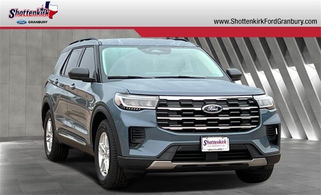 new 2025 Ford Explorer car, priced at $40,445