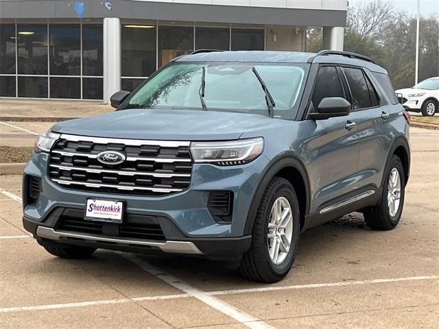 new 2025 Ford Explorer car, priced at $40,445