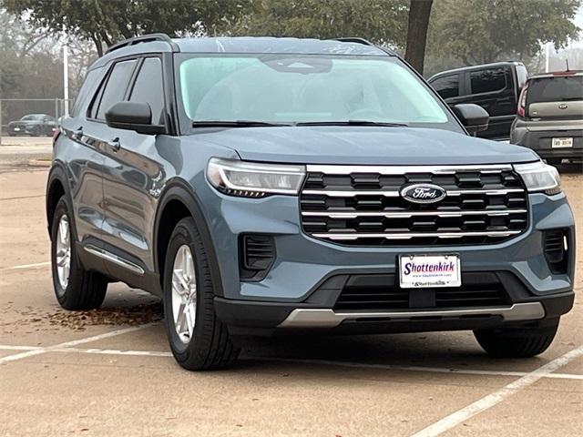 new 2025 Ford Explorer car, priced at $40,445