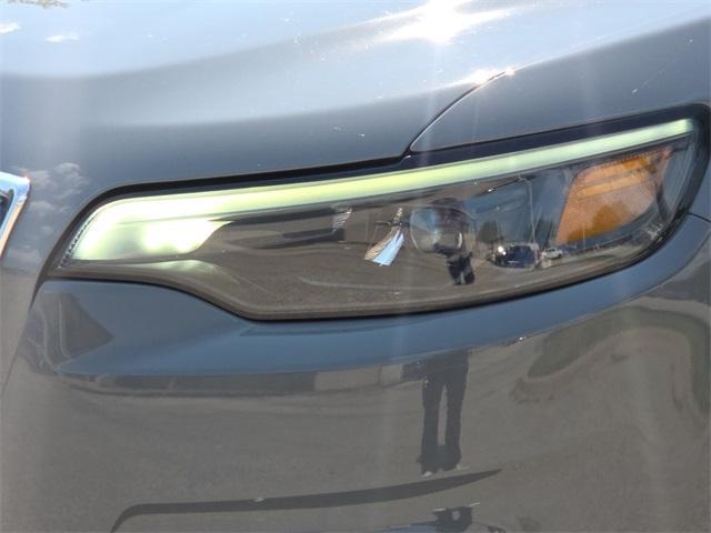used 2019 Jeep Cherokee car, priced at $18,271