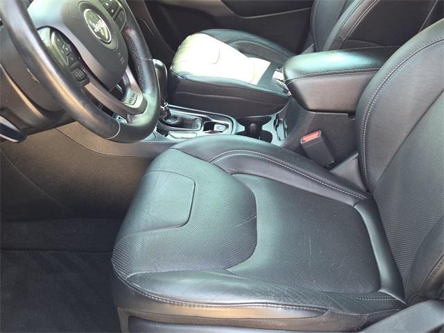 used 2019 Jeep Cherokee car, priced at $18,271