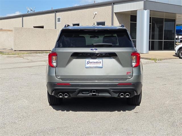 used 2020 Ford Explorer car
