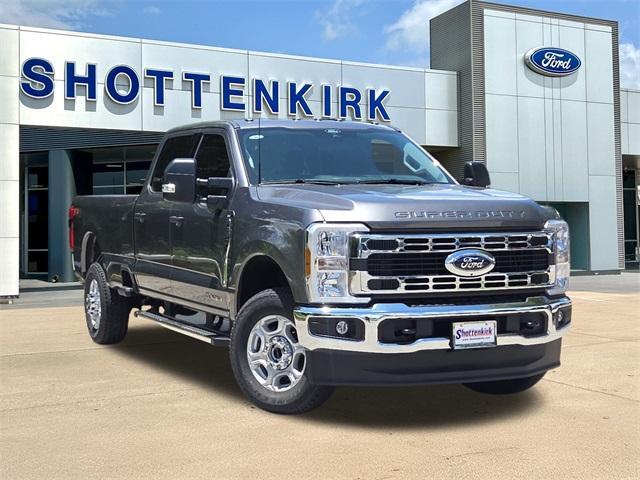 new 2025 Ford F-350 car, priced at $72,115