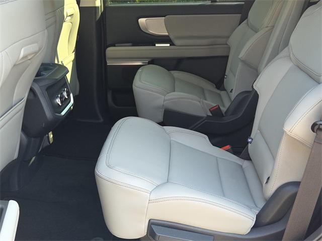 new 2025 Ford Expedition car, priced at $65,539