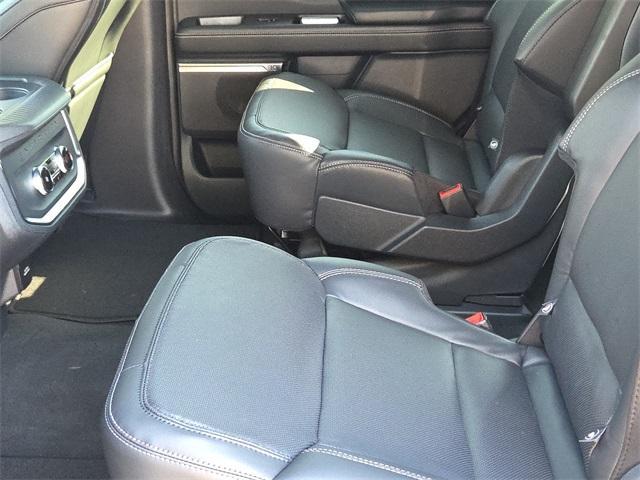new 2025 Ford Expedition car, priced at $81,010
