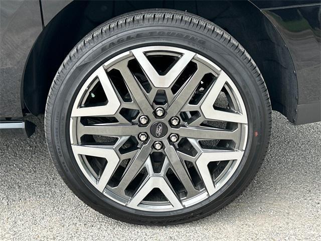 new 2025 Ford Expedition Max car, priced at $94,305