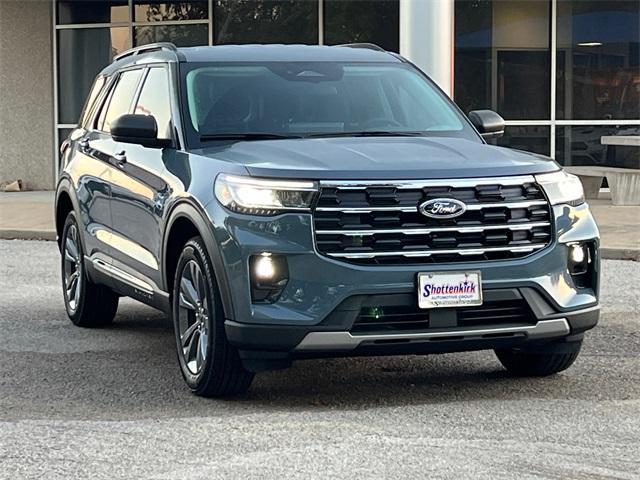 new 2025 Ford Explorer car, priced at $48,600