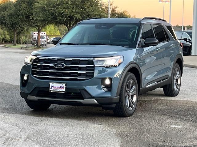 new 2025 Ford Explorer car, priced at $48,600