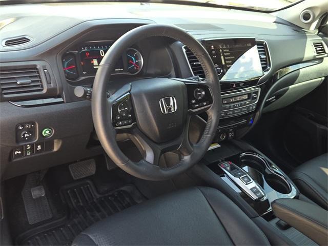 used 2022 Honda Pilot car, priced at $36,294