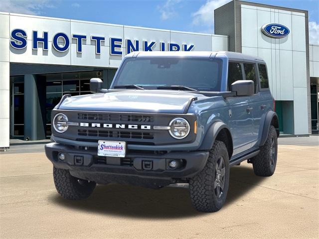 new 2025 Ford Bronco car, priced at $48,220