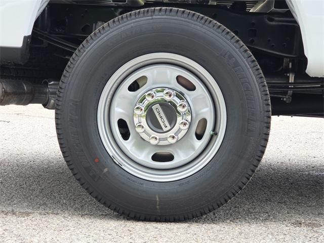 new 2025 Ford F-250 car, priced at $63,898