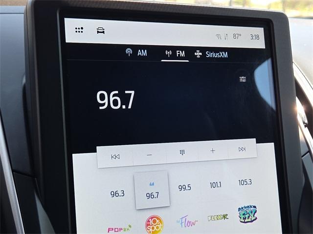 used 2024 Ford Edge car, priced at $31,461